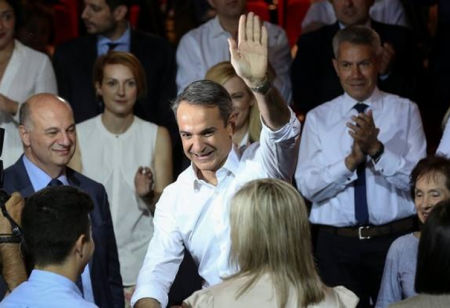 Екзитпол: Тежък разгром за Ципрас на изборите в Гърция!