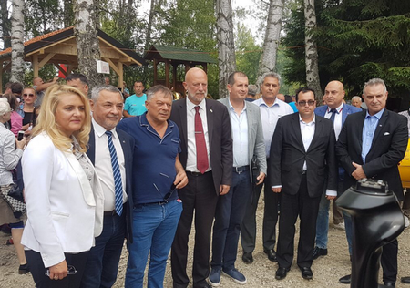 Валери Симеонов и депутати от НФСБ с поредица от срещи с българите от Западните покрайнини