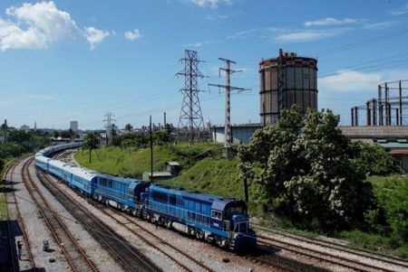 ЖП революция: В Куба потегли първият нов влак от 40 години