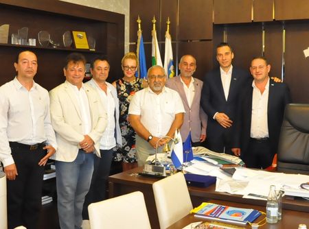 Кметът на Бургас прие новия Дистрикт Гуверньор на българските ротарианци