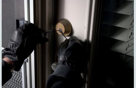 Бум на домовите кражби, как да се предпазим?