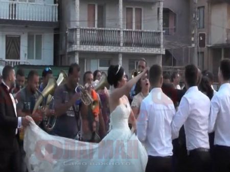Акция „Тишина“ във Видин, полицаи спряха ромска сватба