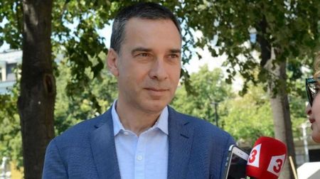 Димитър Николов: В момента в нашата партия е много горещо