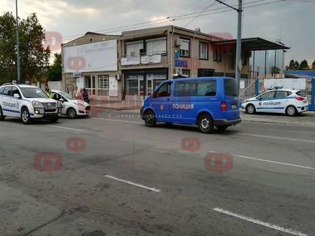 Жена-шофьор блъсна 11-годишно момиченце в Кумлука