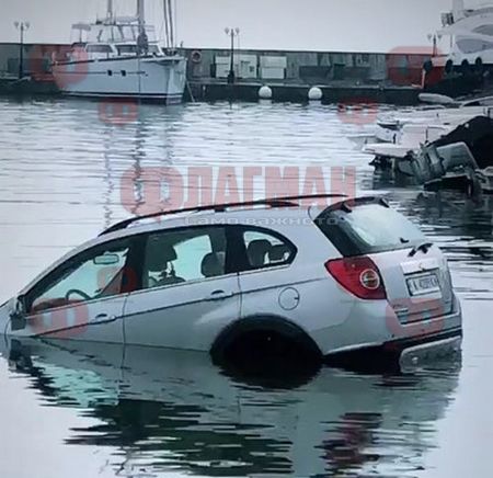 Куриоз по Черноморието: Руснак намери колата си в морето в Свети Влас
