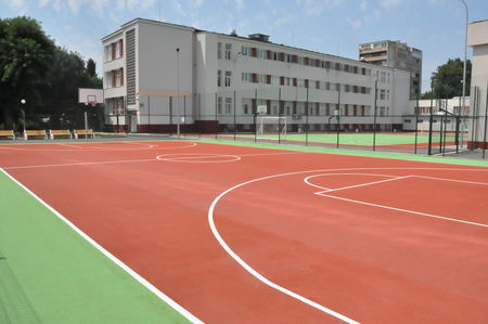 Механото в Бургас има нова спортна площадка и модерни работилници