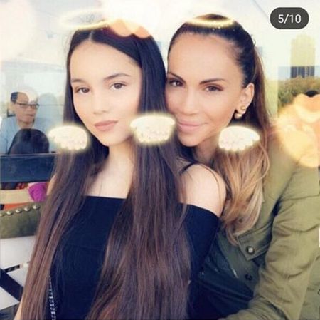 Дъщерята на Ивайла Бакалова стана на 16, малката Рая чисто копие на миската