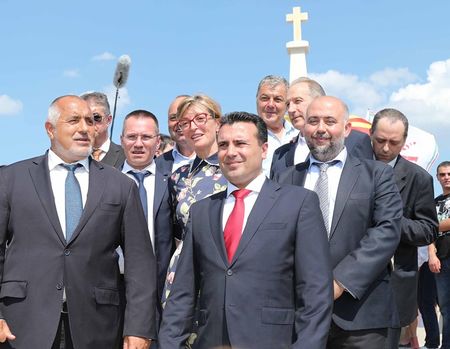 Борисов в Скопие: Извинявайте, че ви нарекох „северномакедонци“!