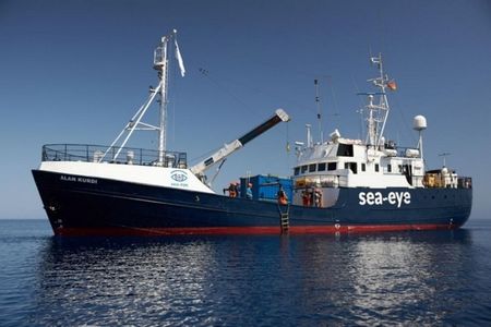 Малта не допусна хуманитарен кораб в свои води