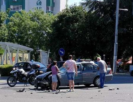 Кошмарен трафик в Бургас, целият град е парализиран