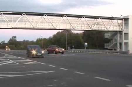 Жители на Атия затварят главния път Бургас-Созопол