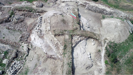 Изключително ценно откритие в замъка на средновековния български град Русокастро
