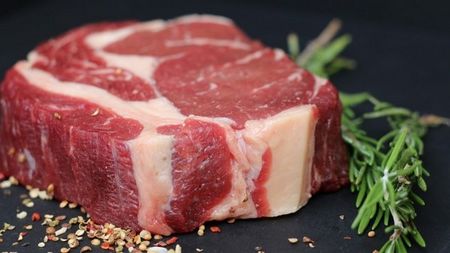 България е на второ място в ЕС по най-евтино месо през 2018 г.