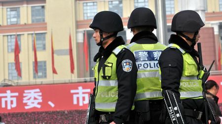 Осем ученици бяха убити в първия учебен ден в Китай