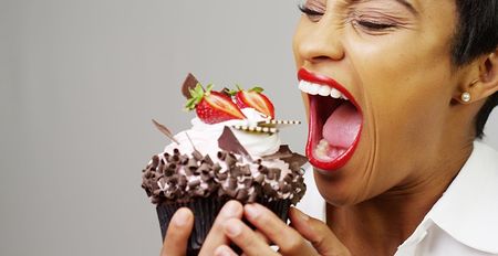Доказаха „силна и последователна връзка“ между захарта и лошото поведение