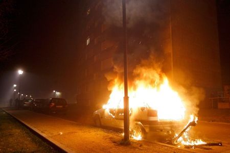 Масови палежи на коли на ул. „Красна“ в Айтос! За ден изгоряха Порше, Пежо и Опел