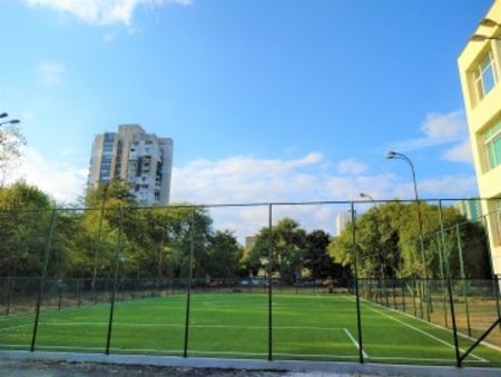 В бургаския жк „Зорница“ изграждат нови спортни площадки, детски кътове и паркоместа