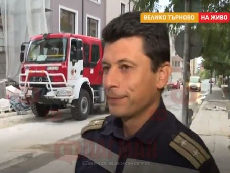 Пожар във Велико Търново, горя строяща се сграда