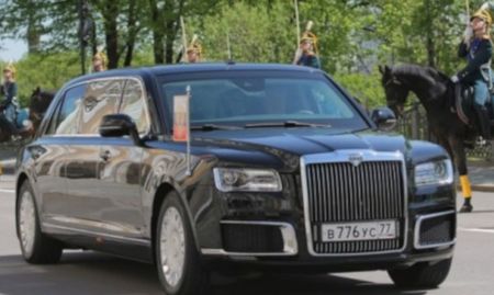 Русия търси пробив на пазара с луксозната лимузина на Путин