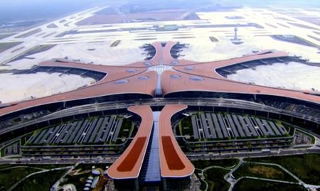 Пекин вече има ново, гигантско, ултрамодерно летище