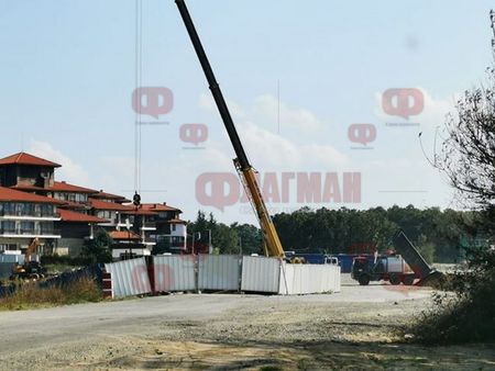 Тежки машини влязоха във в.с. „Свети Тома”, строежът на Шофьорския плаж продължава ударно