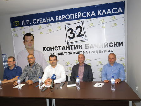 Кандидатът за кмет на Бургас Константин Бачийски: Има ли смелостта Димитър Николов да излезе на дебат с мен?