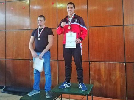 СК "Аякс" излъчи шампион на Втората интернационална купа по кикбокс, стил лоу кик в Бургас