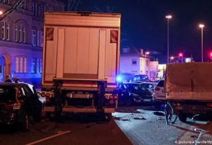 Извънредно от Германия: Български гражданин е станал жертва на джихадиста, окървавил Лимбург с краден камион