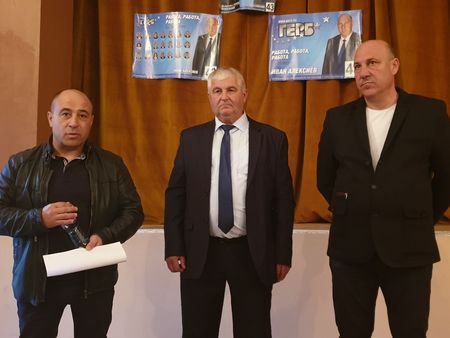 Пълна листа за общински съветници и кандидати за кметове на населени места застанаха зад новите лица на ГЕРБ в Порой и в Гълъбец