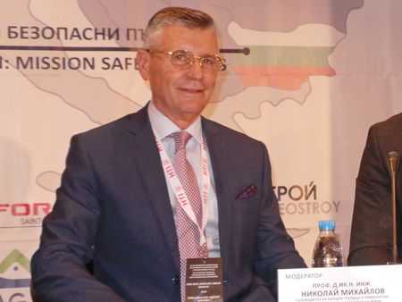 Проф.Николай Михайлов: Концепцията за безопасност на движението трябва да е в основата на заданието