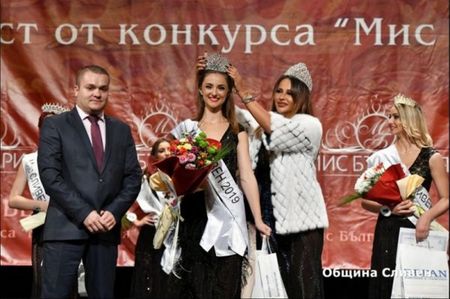 18-годишната Симона Рачева стана Мис Сливен 2019