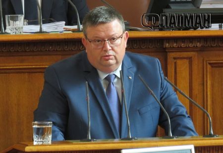 ЦИК разреши на Цацаров ареста на кандидат-кметовете Николай Димитров и Япаджиев и трима кандидати за съветници в Несебър