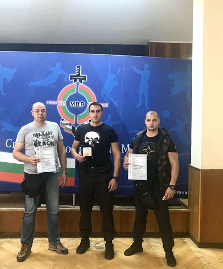 Трето място за бургаските полицаи на Републиканското първенство по стрелба
