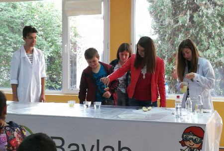 Учениците от ОУ „Георги Стойков Раковски” в Оризаре влязоха в научна лаборатория за деца на Байер