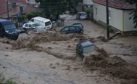 НИМХ бие тревога: Гответе се за поройни наводнения
