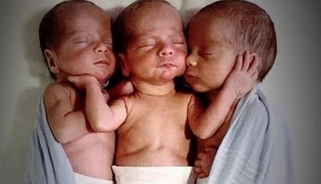 Чудо: Тризнаци се родиха в Русе