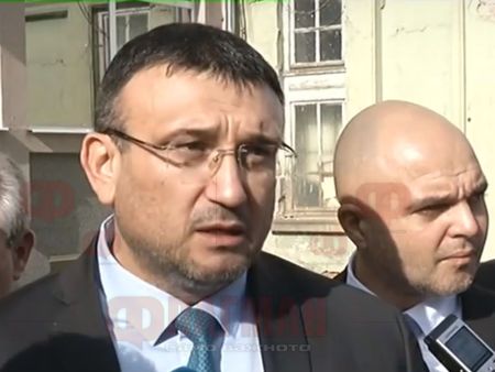 Младен Маринов за избягалия арестант в Бургас: Допусната е грешка, трябва да си извадим поука!
