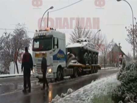 Сняг затрупа Франция и Австрия, хиляди семейства останаха без ток