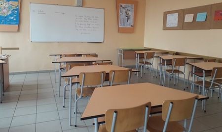 Наливат 70 млн. лв. в училищна инфраструктура, откриват нови школа във Варна, Бургас и Пловдив