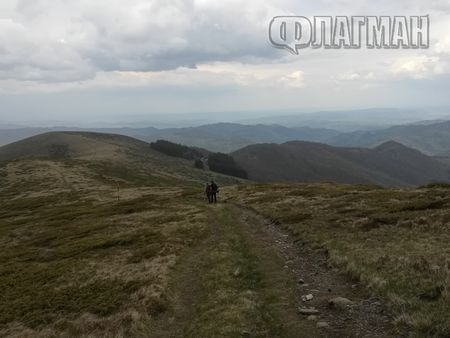 Валежите продължават и днес