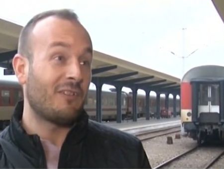 БДЖ прецака жестоко Петър от Бургас, удържа му 10 % за отменен влак