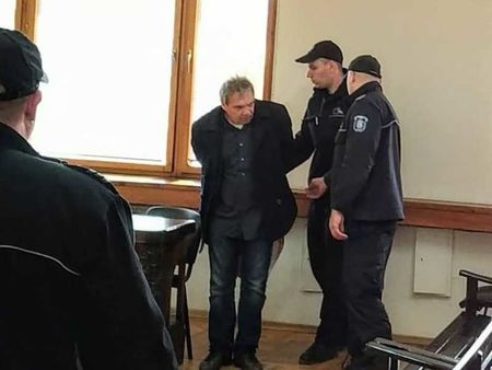 Намалиха присъдата на убиеца на Евелин Дуков, не било "особено тежък случай"