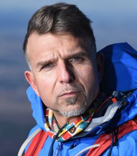 Продават на търг часовника от последното изкачване на Боян Петров