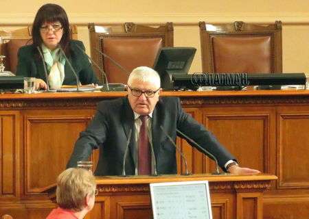 Бургаски депутат за бюджета: Три дена се трепем да разпределим баницата, после една година властва министърът!