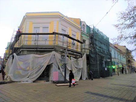 Обновяват още 4 сгради по общинската програма "Нов живот за старите фасади" в Бургас