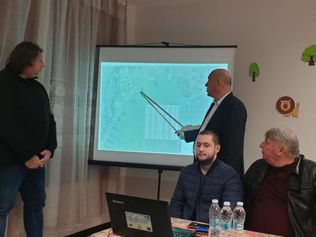 Иван Алексиев: Брегоукрепването в Ахелой ще защити града от наводнение, но ще образува и нова пясъчна ивица