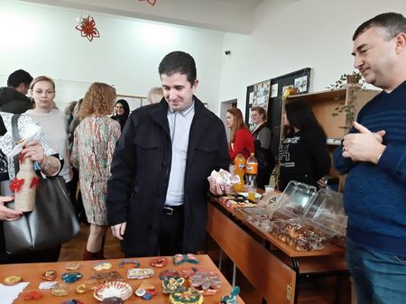 Живко Господинов и Стоян Коларов присъстваха на коледното тържество  на СУ „Иван Вазов“