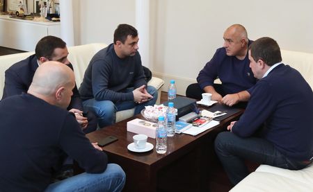 Борисов се срещна с представители на кризисния щаб на Перник