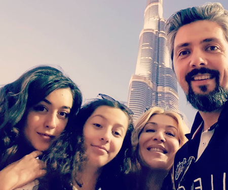 Гала заведе семейството в Дубай за Нова година