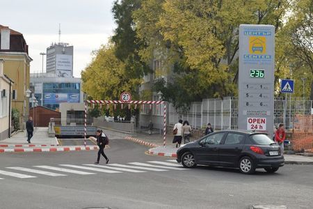 Чудесна новина! Подземният паркинг под пл. „Св.св. Кирил и Методий” – безплатен за Нова година